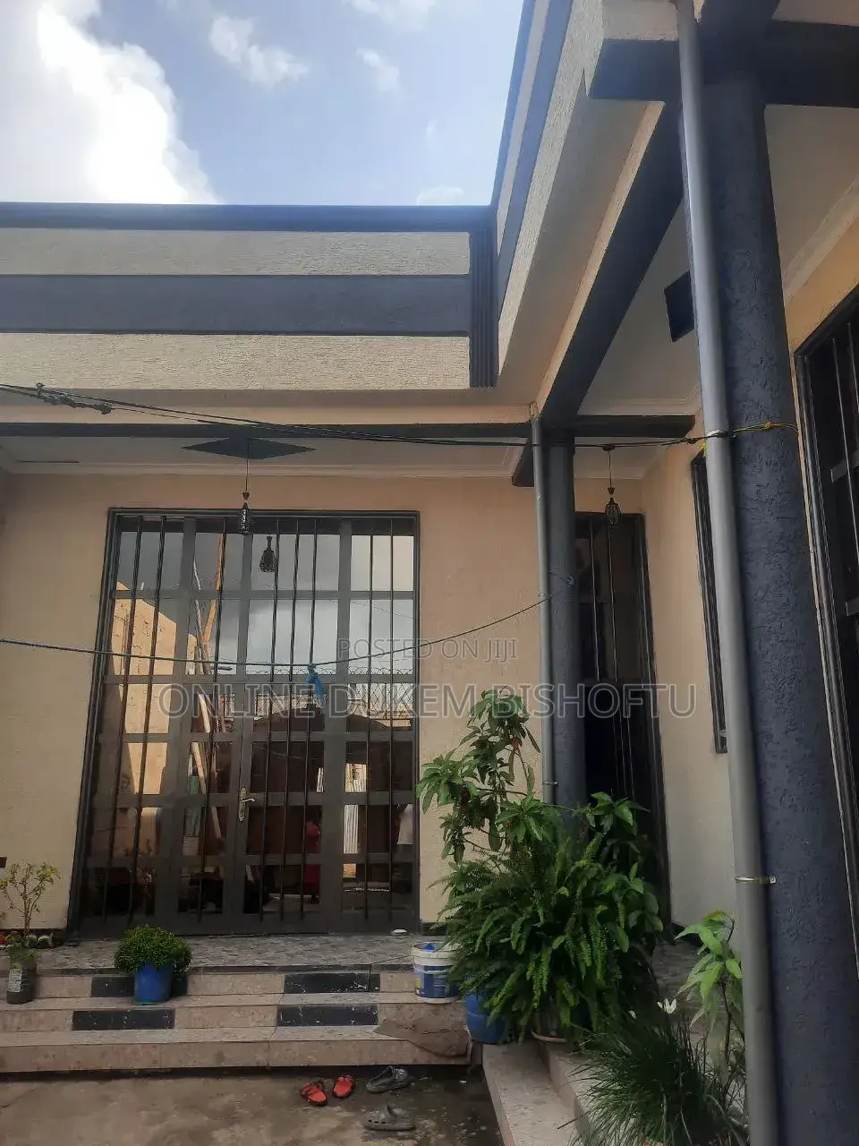 Furnished 7bdrm Villa in Dukem, East Shewa for sale