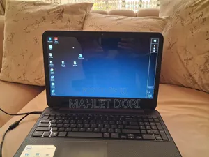 Laptop Dell Inspiron 15 3521 6GB Intel Core i3 HDD 512GB