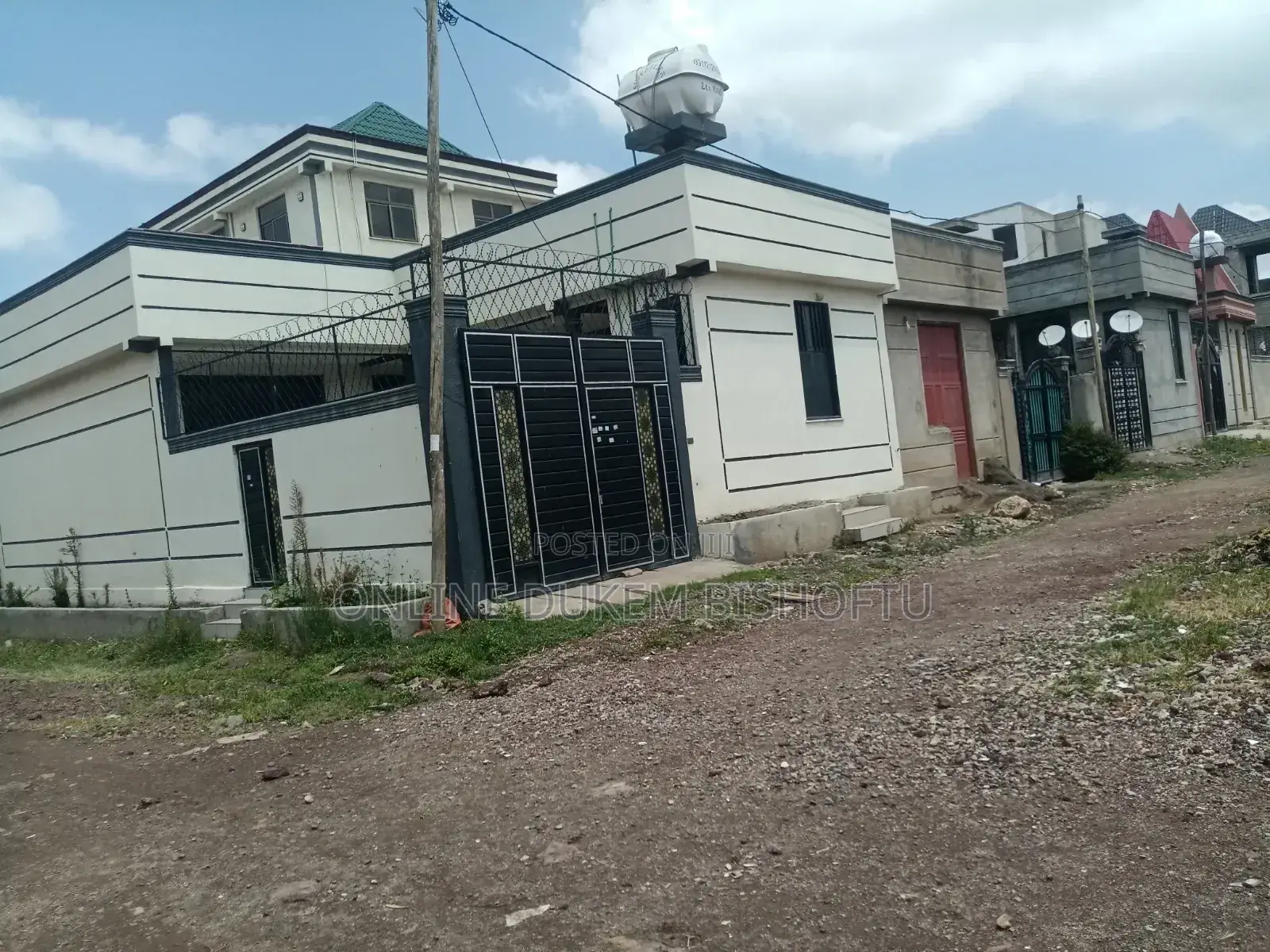 Furnished 7bdrm House in Dukem, East Shewa for sale