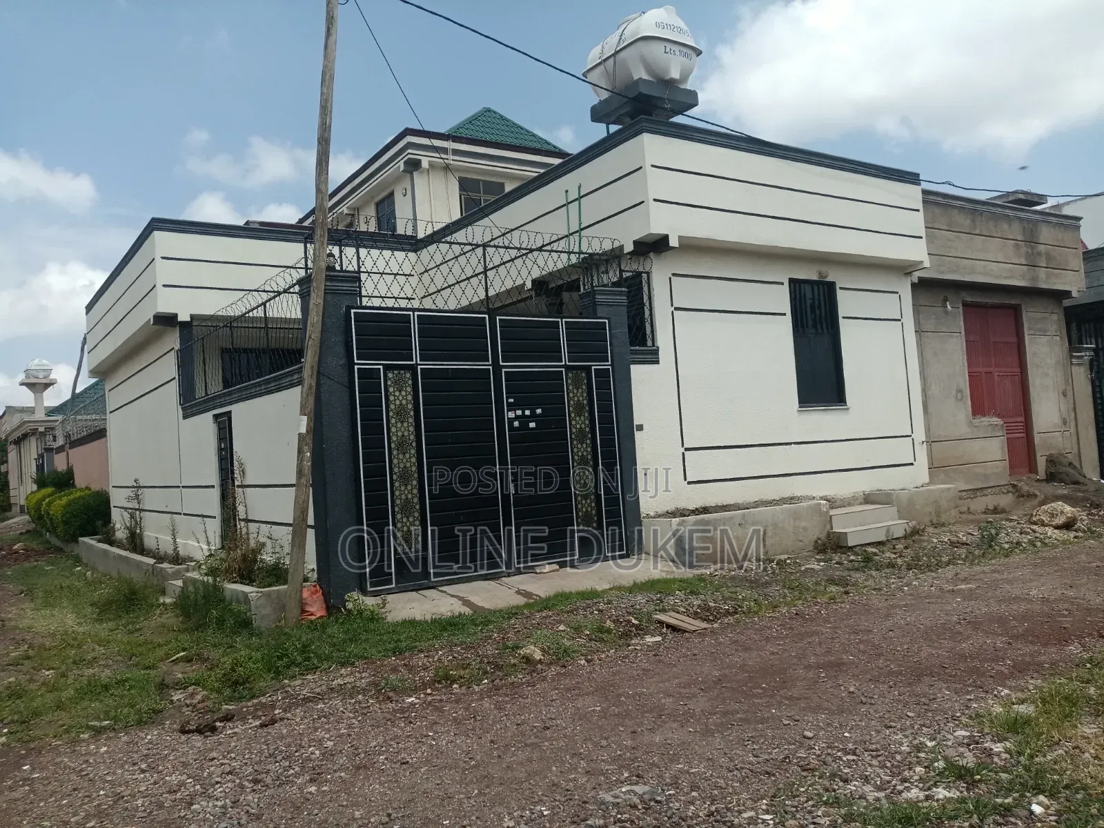 Furnished 7bdrm House in Dukem, East Shewa for sale