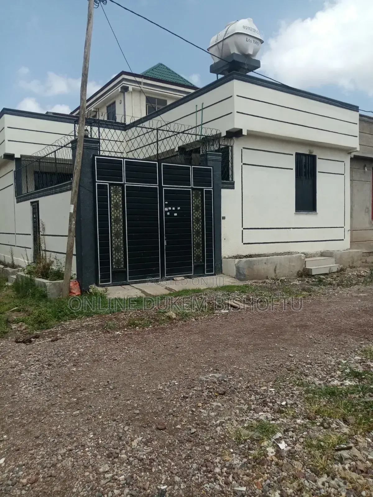 Furnished 7bdrm House in Dukem, East Shewa for sale