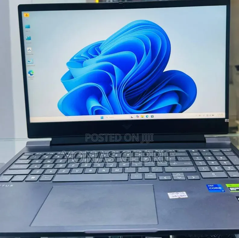 New Laptop HP 16GB Intel Core i7 SSD 1T
