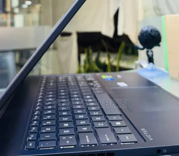 New Laptop HP 16GB Intel Core i7 SSD 1T