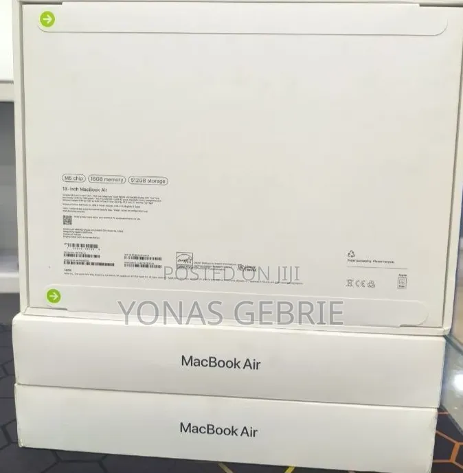 New Laptop Apple MacBook Air 2026 M5 16GB Apple M5 SSD 512GB