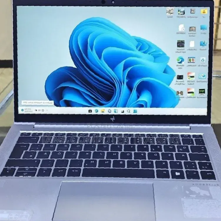 New Laptop HP EliteBook 830 G7 8GB Intel Core i7 SSD 512GB