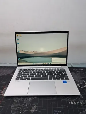New Laptop HP EliteBook 830 16GB Intel Core i7 SSD 512GB