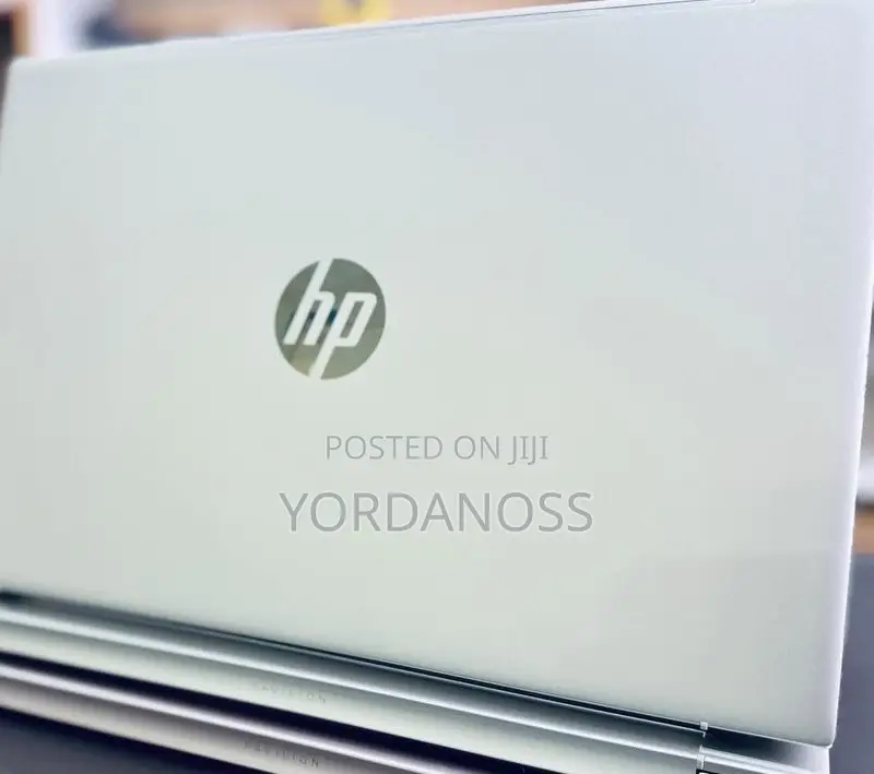 New Laptop HP Pavilion 13 16GB Intel Core i5 SSD 512GB