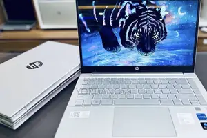 New Laptop HP Pavilion 13 16GB Intel Core i5 SSD 512GB