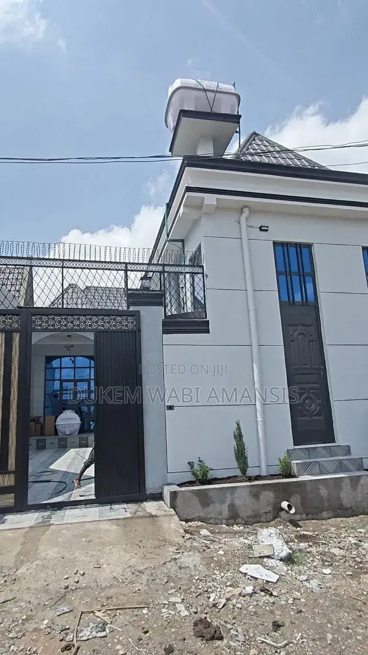 Furnished 10bdrm Villa in Dukem, East Shewa for sale