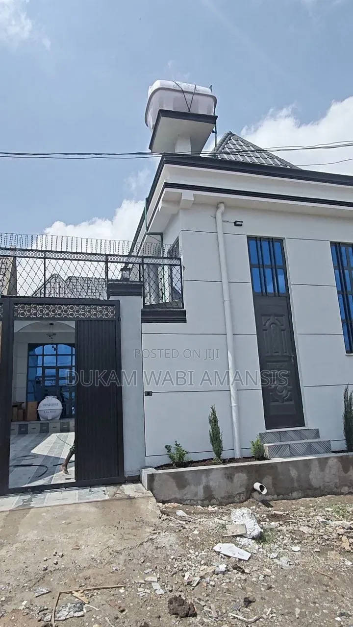 Furnished 10bdrm Villa in Dukem, East Shewa for sale