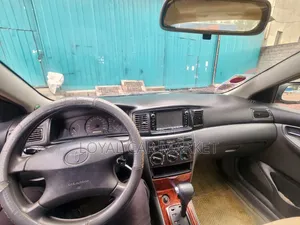 Toyota Corolla 2005 Silver