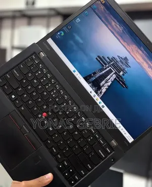 New Laptop Lenovo 8GB Intel Core i5 SSD 256GB