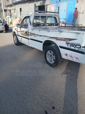 Isuzu KB 1990 White