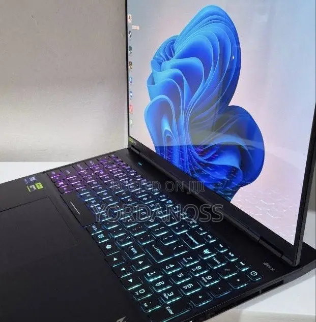 New Laptop Acer Predator Helios Neo 16 16GB Intel Core Ultra 9 SSD 1T
