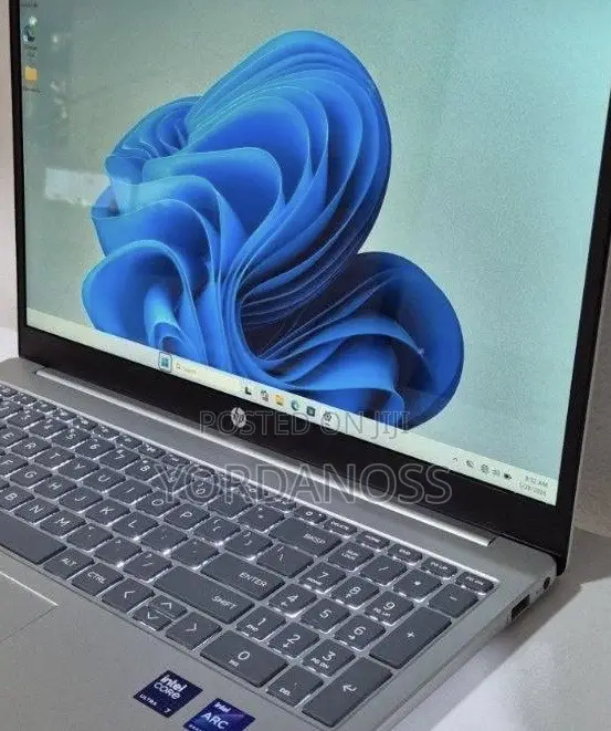 New Laptop HP EliteBook 840 16GB Intel Core Ultra 7 SSD 1T
