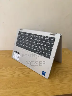 New Laptop HP OmniBook 5 Flip 14-fp0023dx 8GB Intel Core 5 SSD 512GB