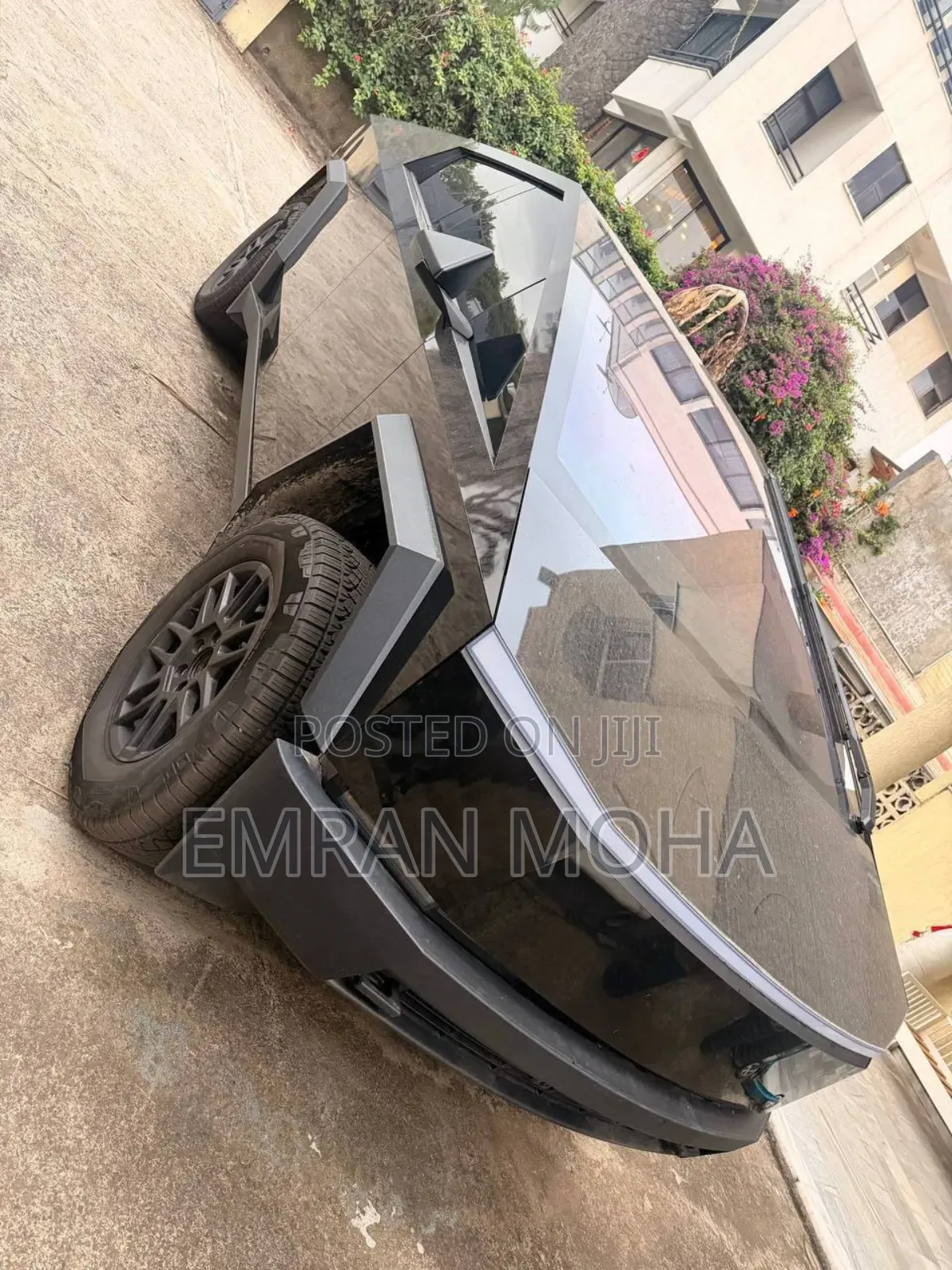 Tesla Cybertruck Cyberbeast AWD 2025 Gray