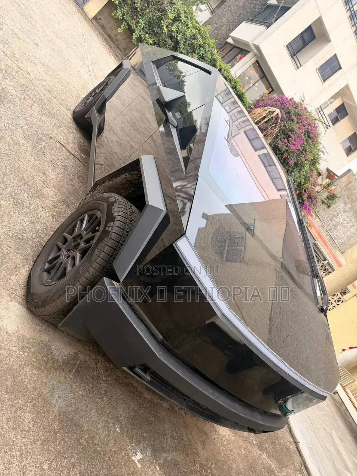 Tesla Cybertruck Cyberbeast AWD 2025 Gray