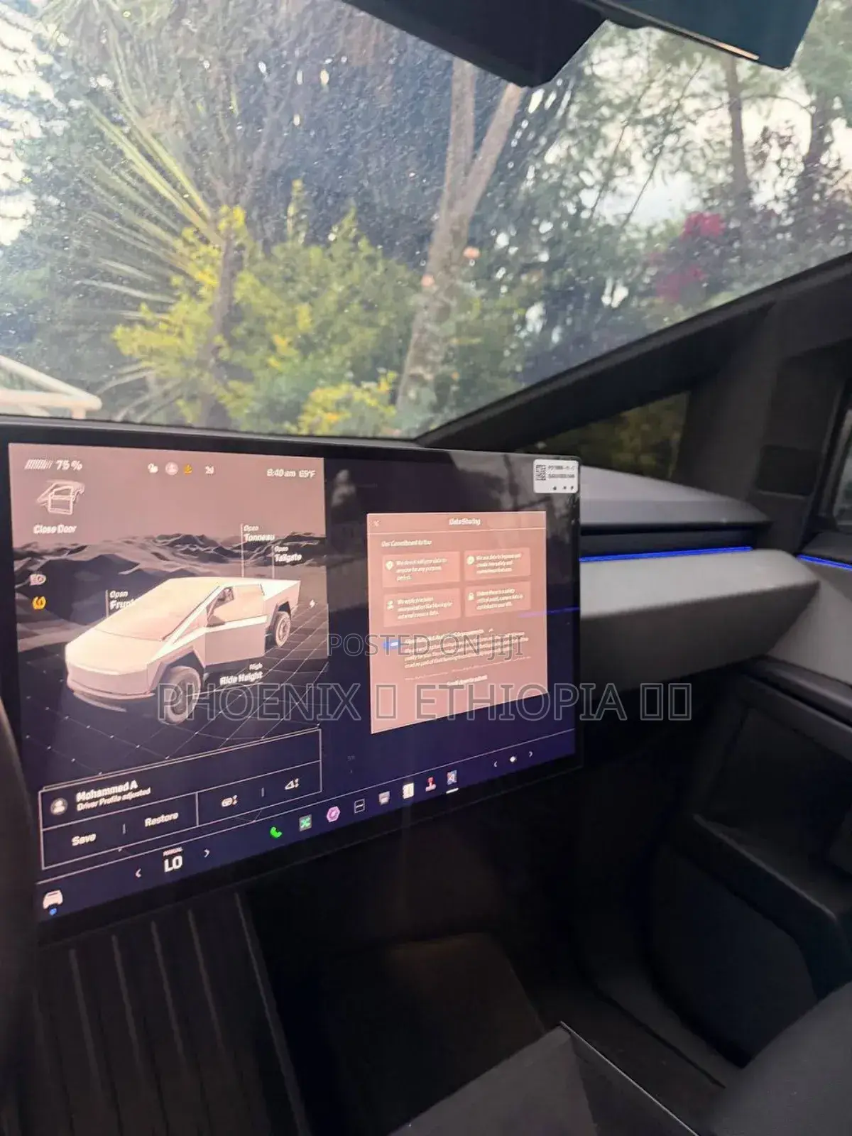 Tesla Cybertruck Cyberbeast AWD 2025 Gray