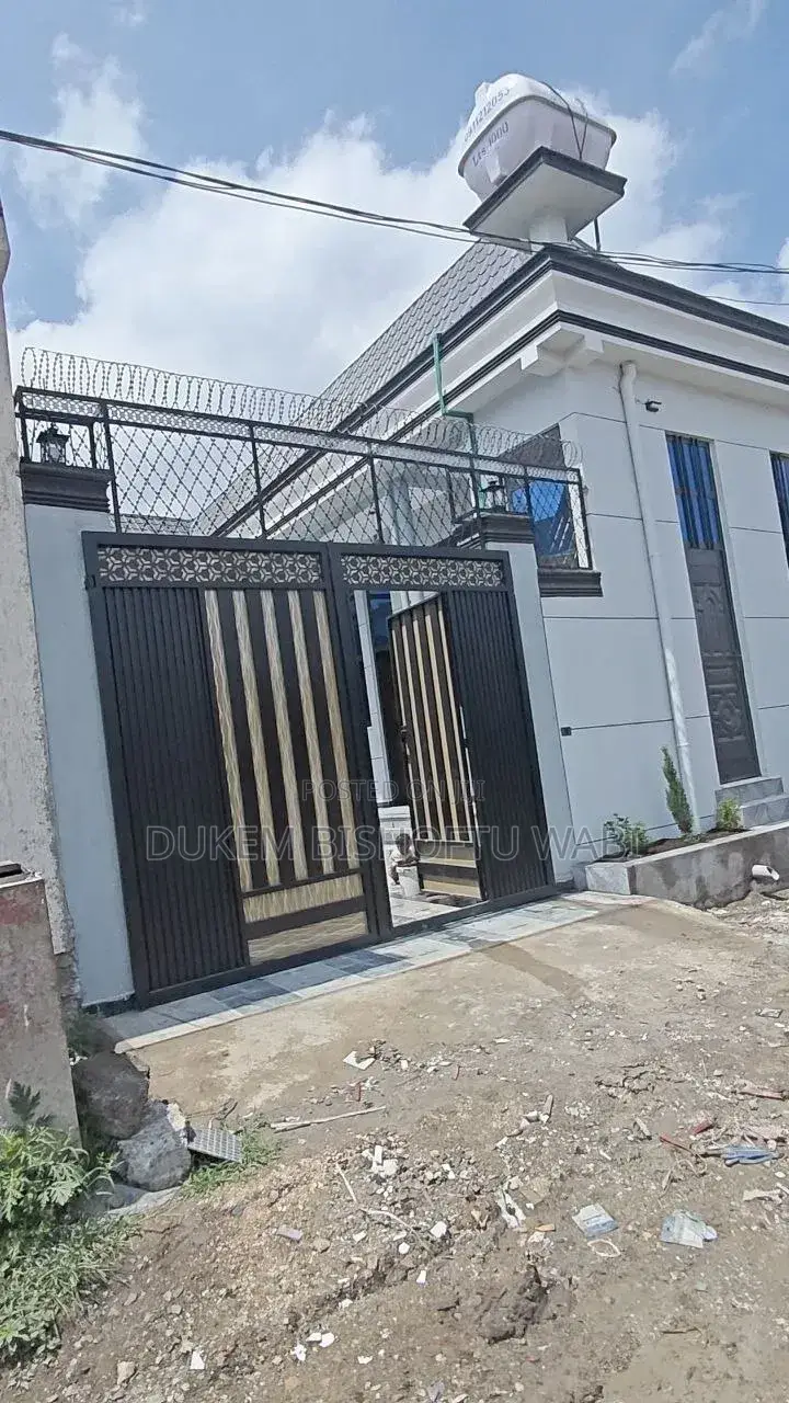 Furnished 7bdrm Villa in Dukem, East Shewa for sale