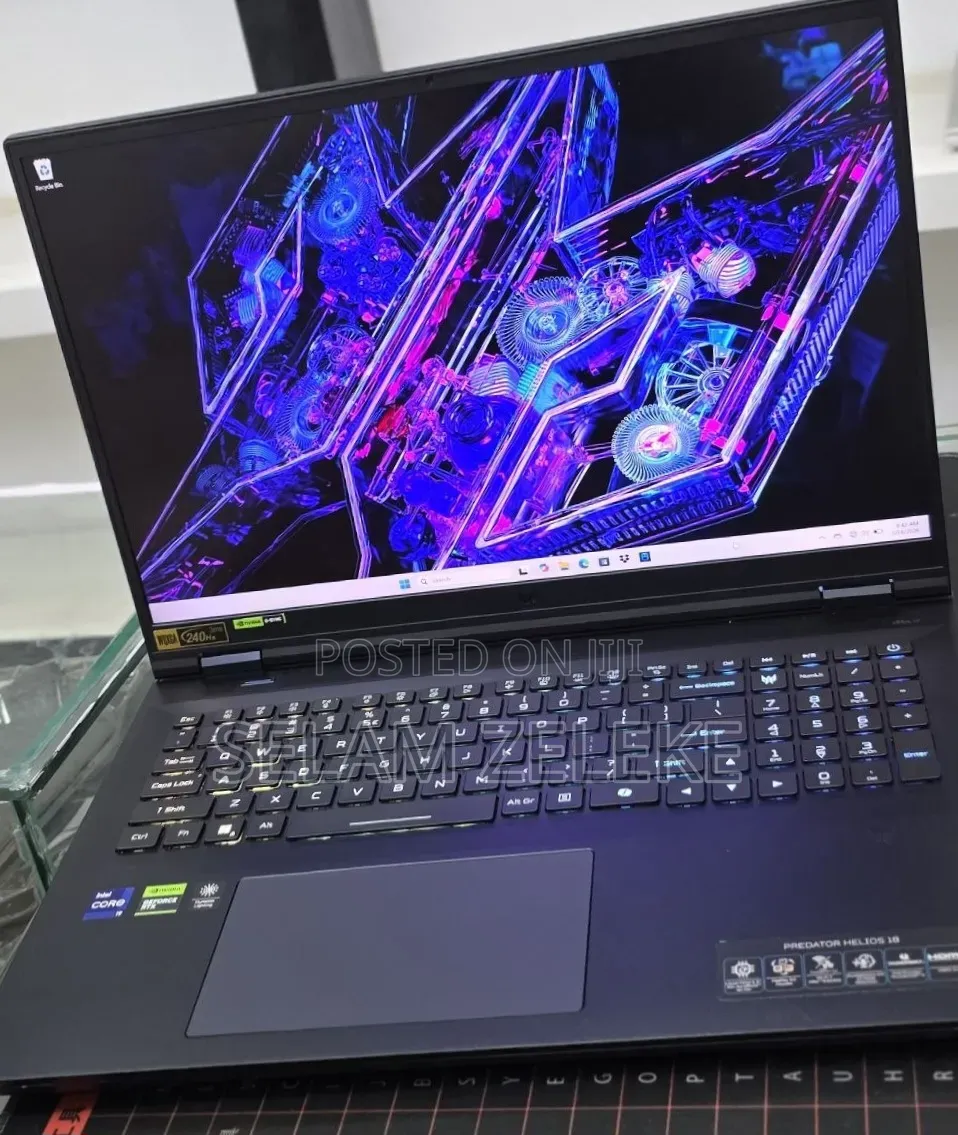 New Laptop Acer Predator Helios 16 32GB Intel Core i9 SSD 1T