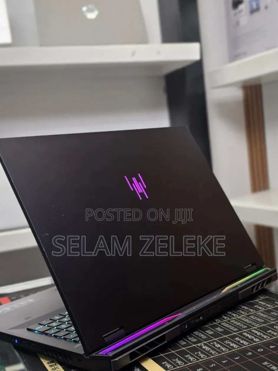 New Laptop Acer Predator Helios 16 32GB Intel Core i9 SSD 1T