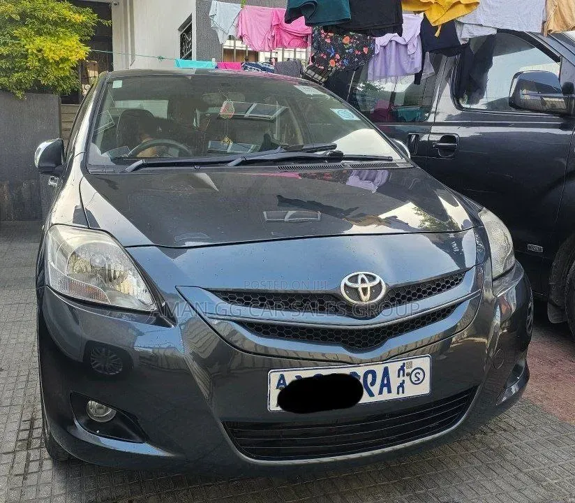 Toyota Yaris 2008 Gray