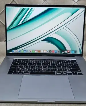 New Laptop Apple MacBook Pro 2019 32GB Intel Core i9 SSD 1T