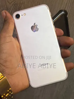 Apple iPhone 7 32 GB White