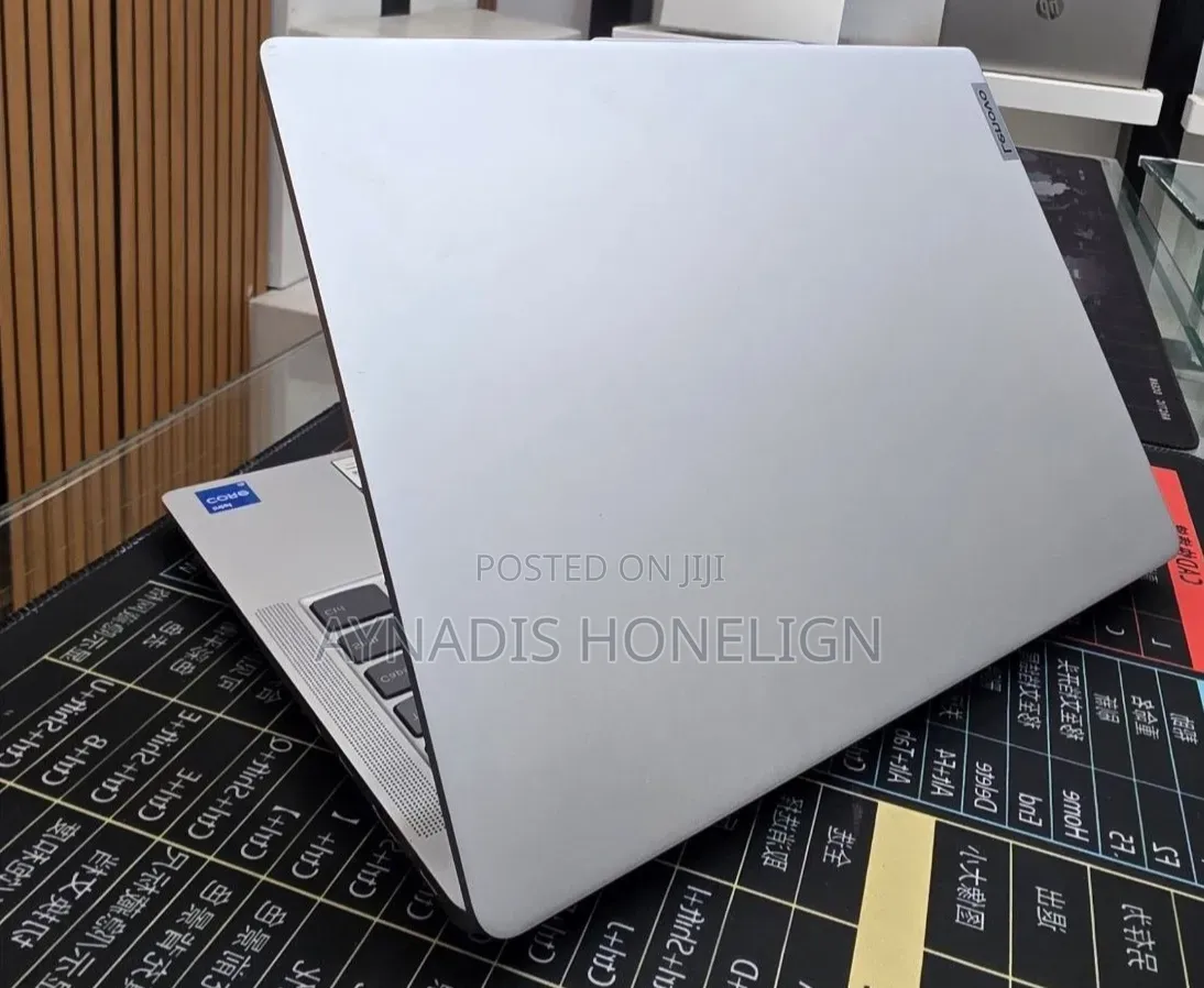 New Laptop Lenovo 16GB Intel Core i7 SSD 512GB