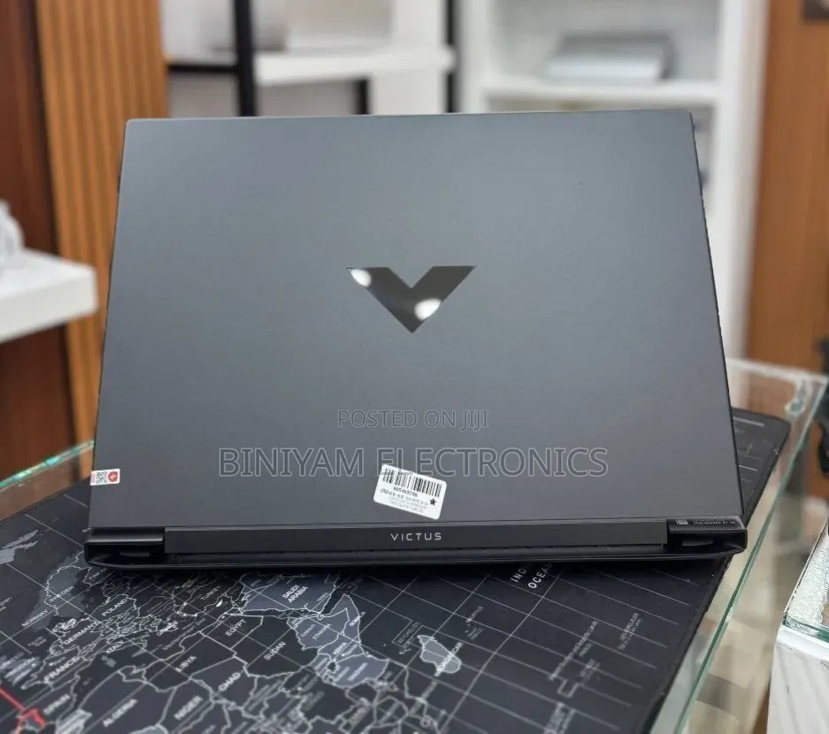 New Laptop HP Victus 16 16GB Intel Core i7 SSD 1T