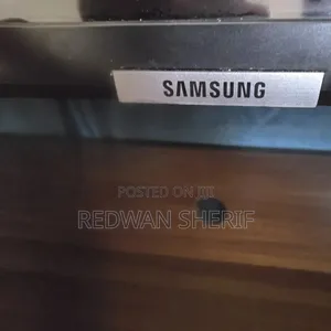 Broken Screen Samsung Tv 55 Inch Curved.