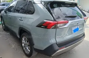 Toyota RAV4 2024 Green