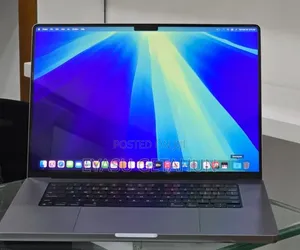 New Laptop Apple MacBook Pro 2021 M1 Max 32GB Apple M1 Max SSD 512GB