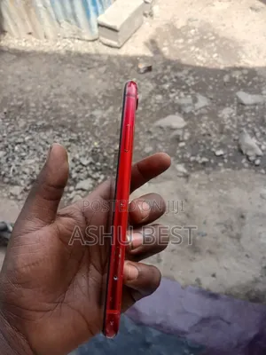 Apple iPhone XR 128 GB Red