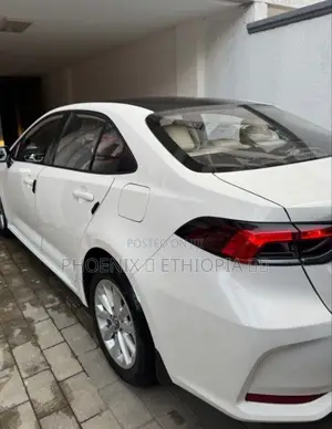 Toyota Corolla 2022 White
