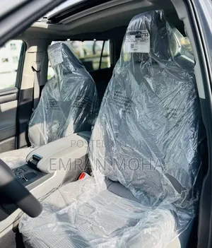 Toyota Highlander Hybrid 2025 Silver