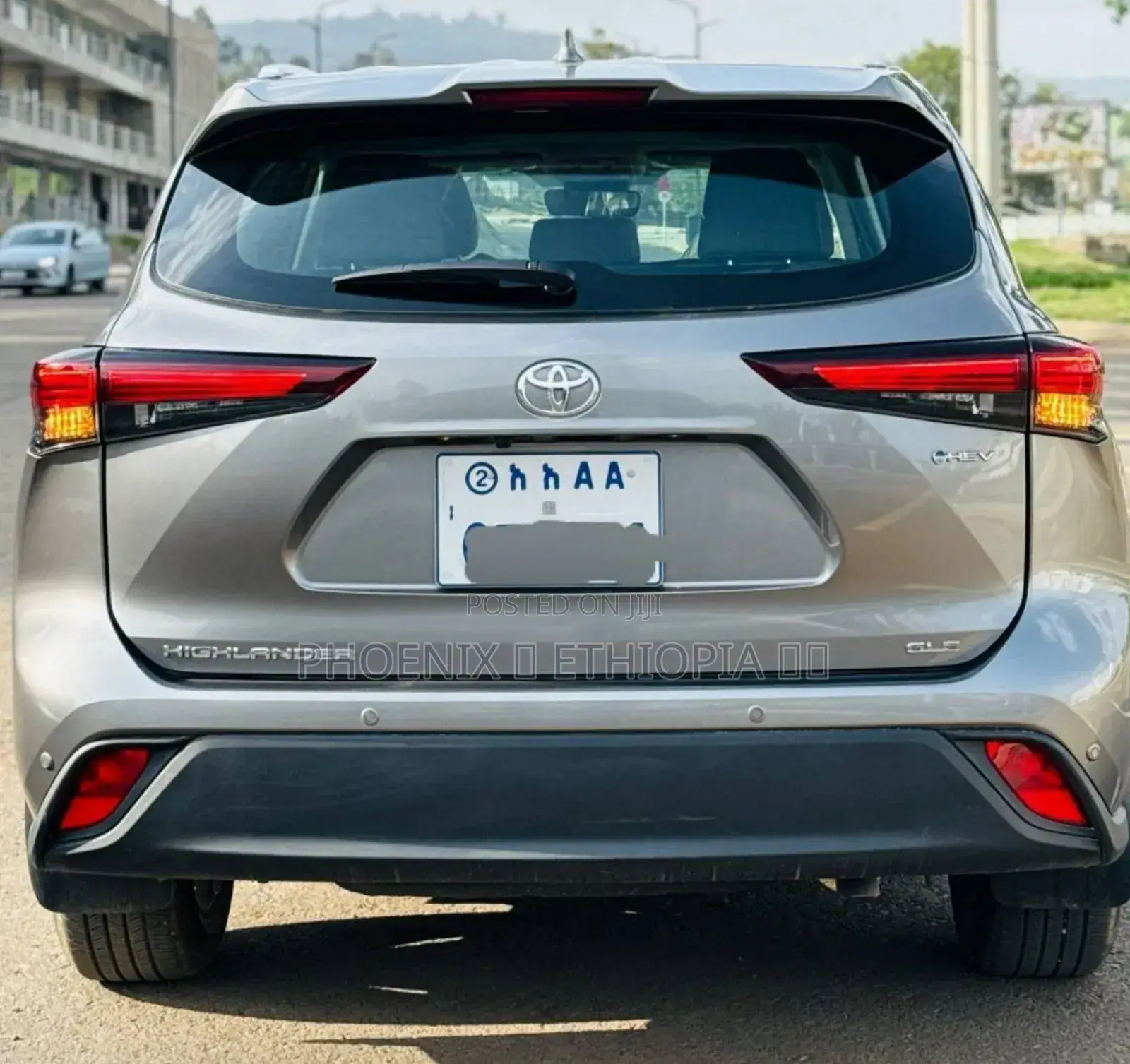 Toyota Highlander Hybrid 2025 Silver