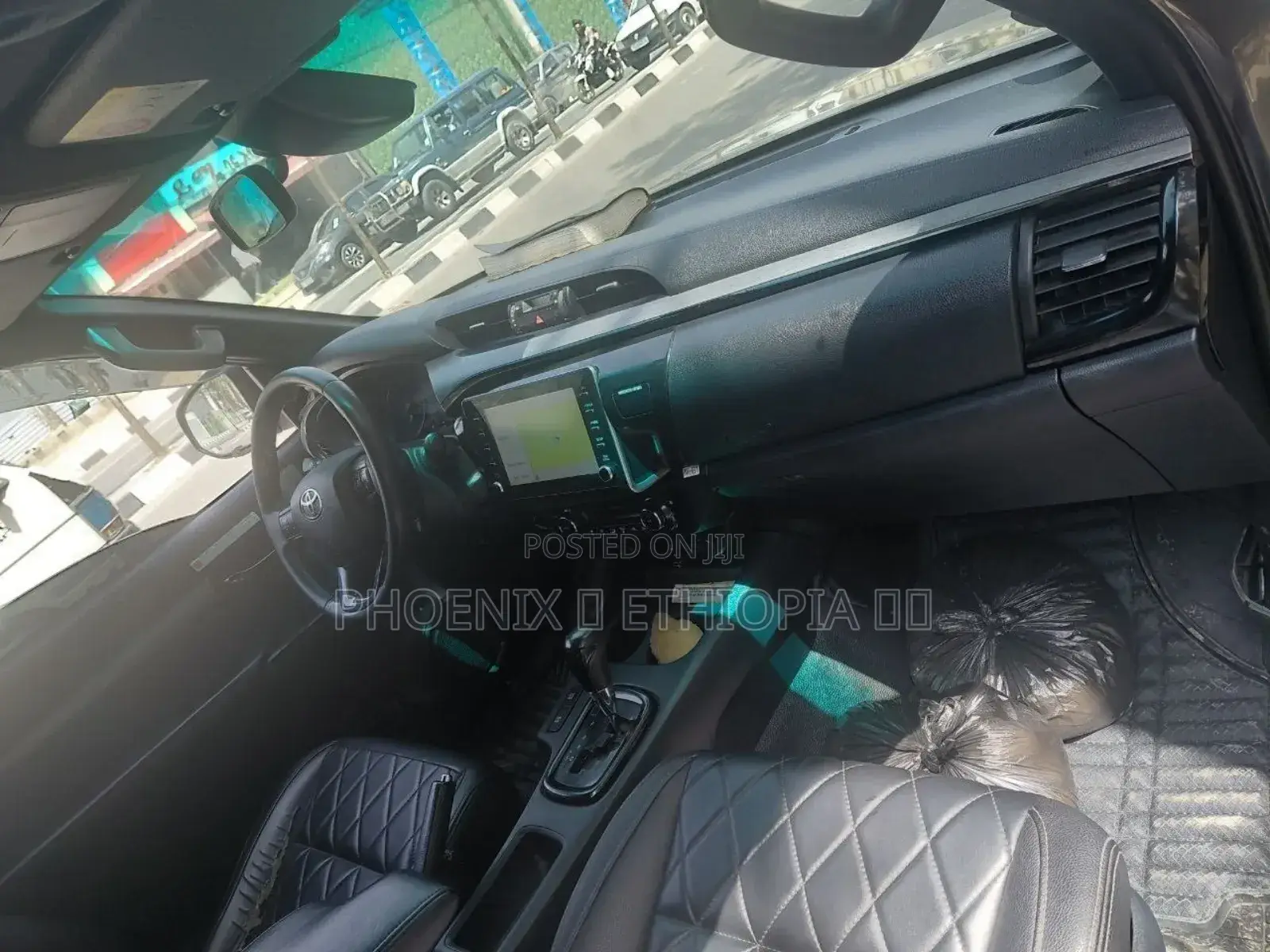 Toyota Hilux 2021 Gray