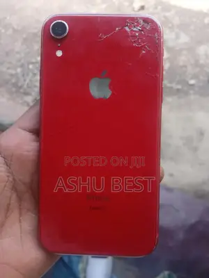 Apple iPhone XR 128 GB Red