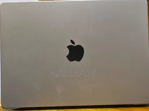 New Laptop Apple MacBook 32GB Apple M1 Pro SSD 512GB