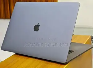 New Laptop Apple MacBook 16GB Intel Core i7 SSD 512GB
