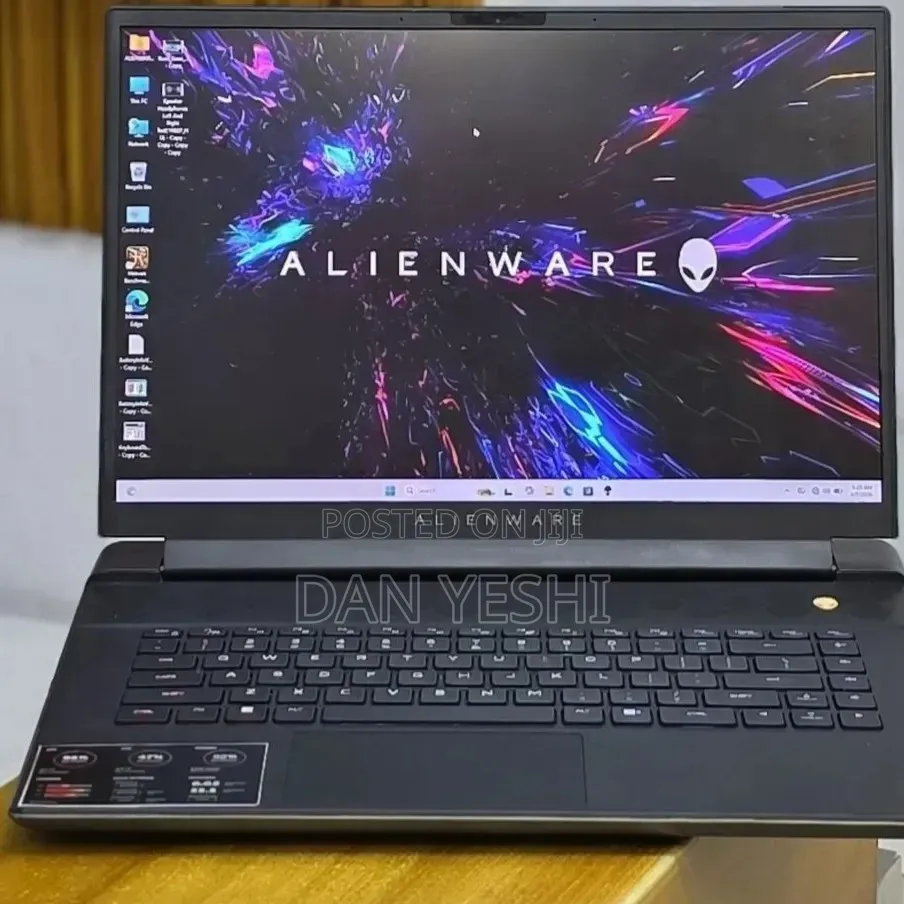 New Laptop Alienware X16 r1 16GB Intel Core i9 SSD 1T