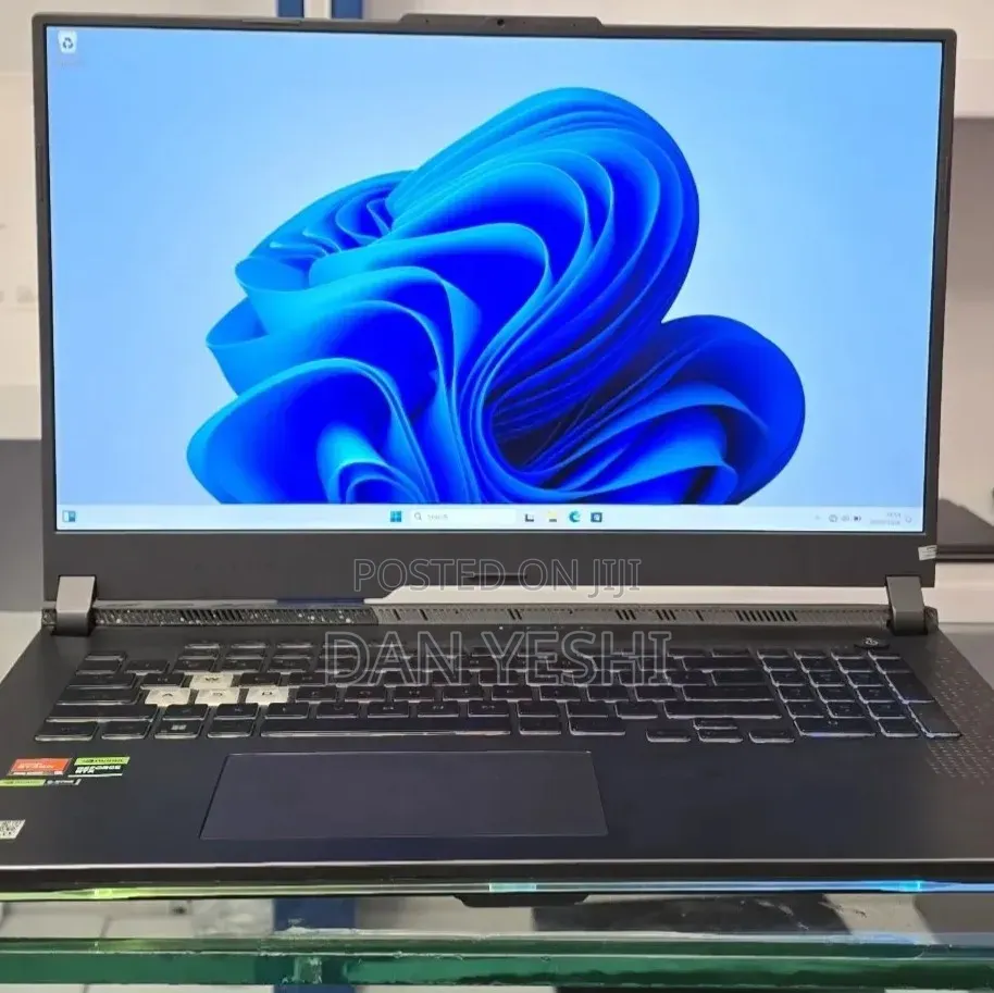 New Laptop Asus 16GB AMD Ryzen 9 SSD 1T