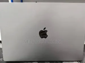 New Laptop Apple MacBook Pro 2006 32GB Apple M1 Max SSD 1T