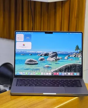 New Laptop Apple MacBook Pro 2021 M1 32GB Apple M1 Pro SSD 512GB
