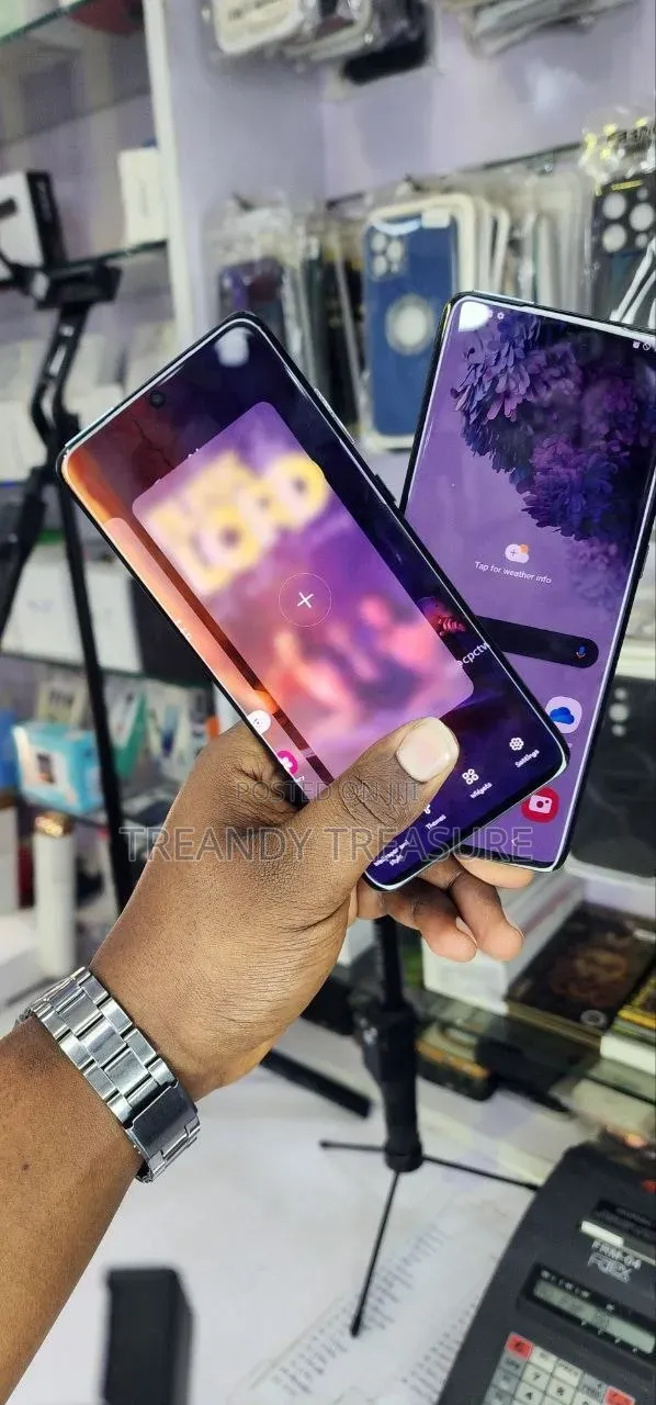 Samsung Galaxy S20+ 128 GB Black