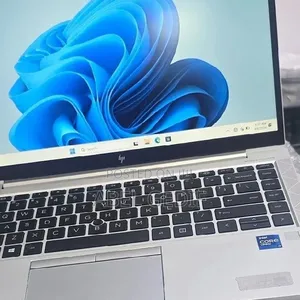 New Laptop HP EliteBook 840 G8 16GB Intel Core i7 SSD 512GB
