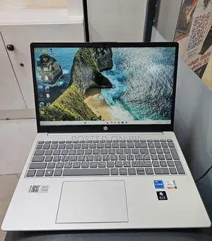 New Laptop HP 16GB Intel Core i5 SSD 1T