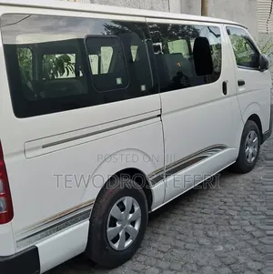 Toyota HiAce 2024 White